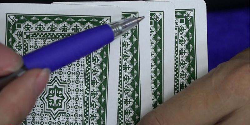 Sử dụng lá bài lỗi để nhận biết các lá bài