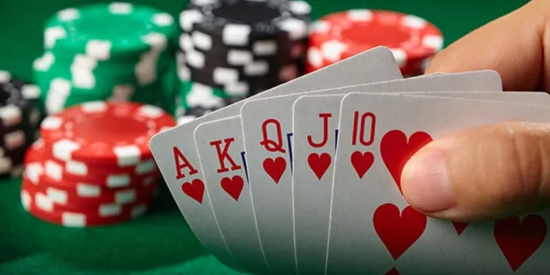 Khuyến mãi hấp dẫn dành cho người chơi Poker